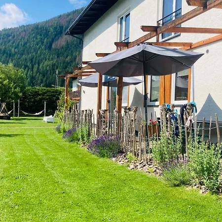 Mallnbach Apartamento *